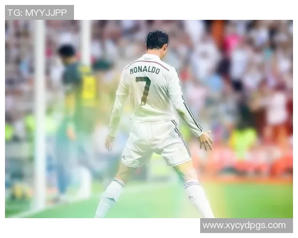 暗黑风格C罗足球主屏壁纸展现无敌锋线霸气